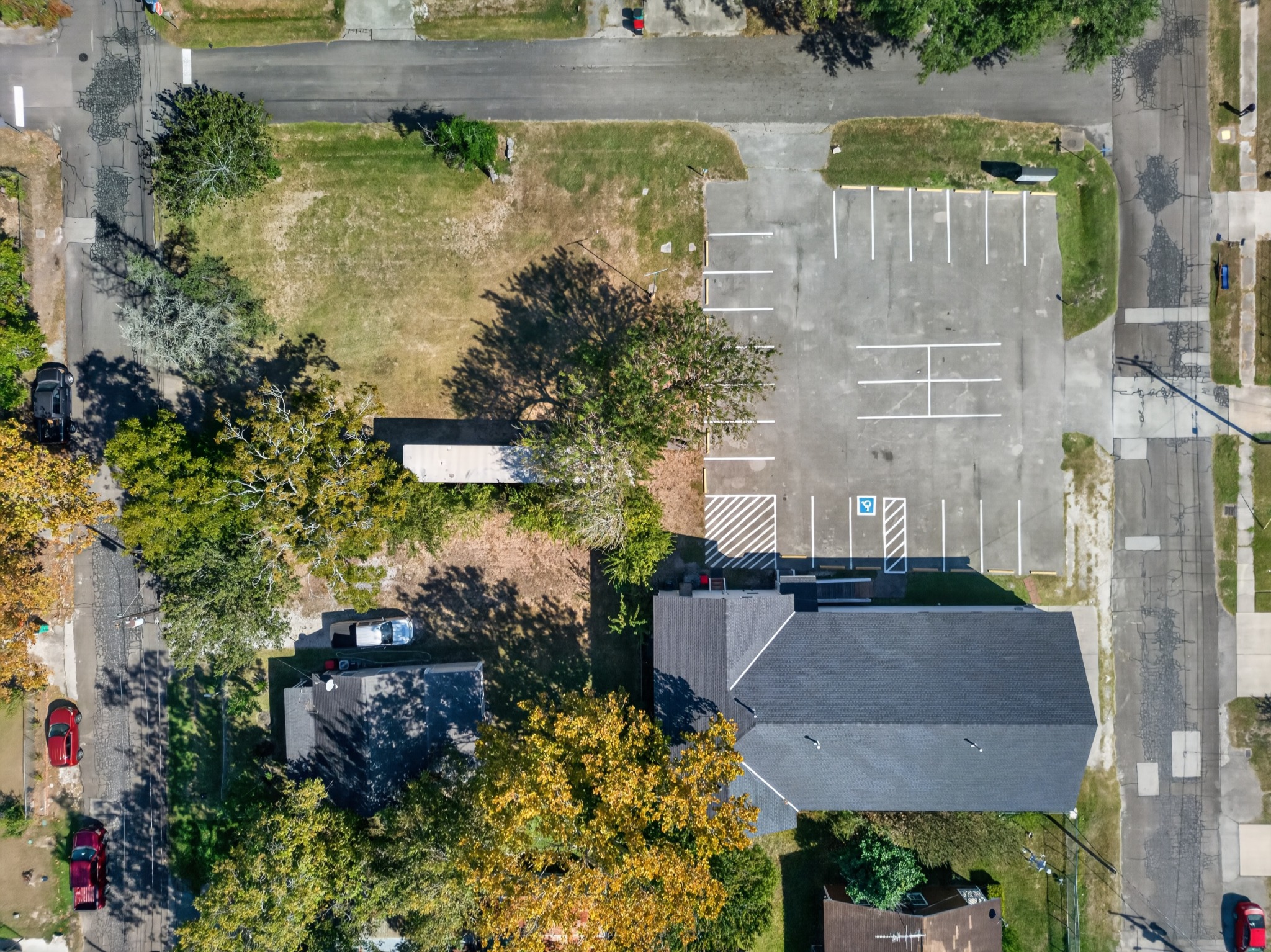 Exterior or aerial property photo 6