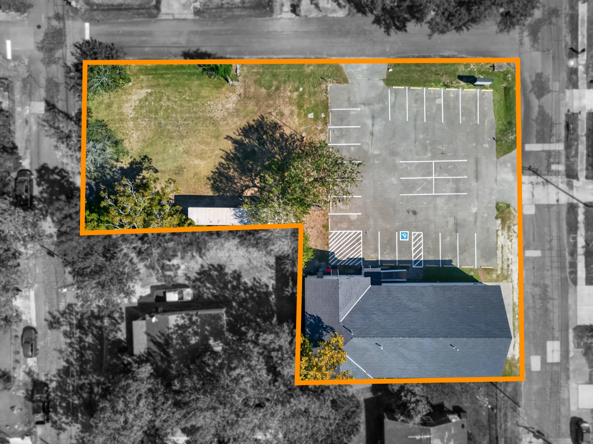Exterior or aerial property photo 5