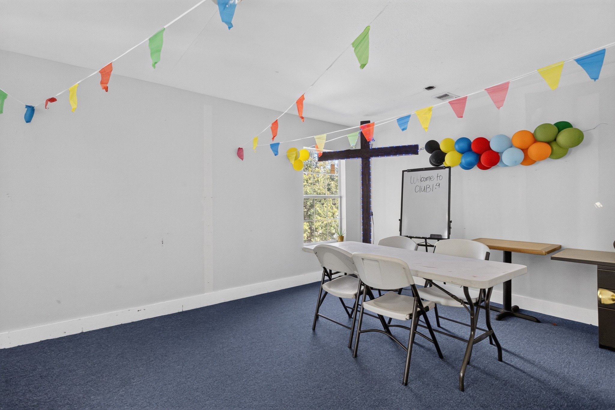 Classroom or ministry room photo 4